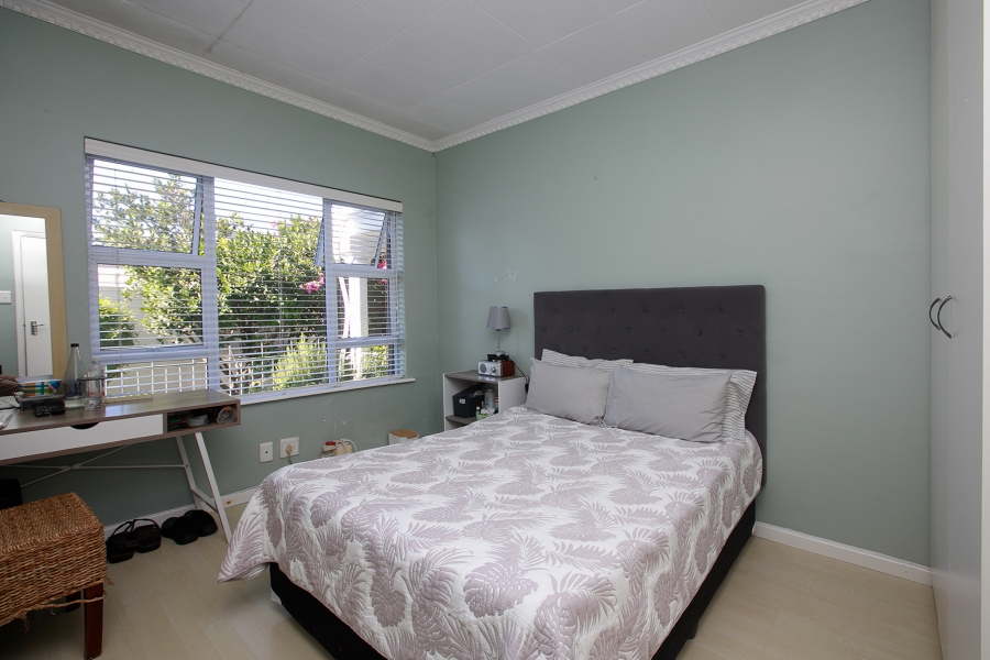 5 Bedroom Property for Sale in Claremont Western Cape